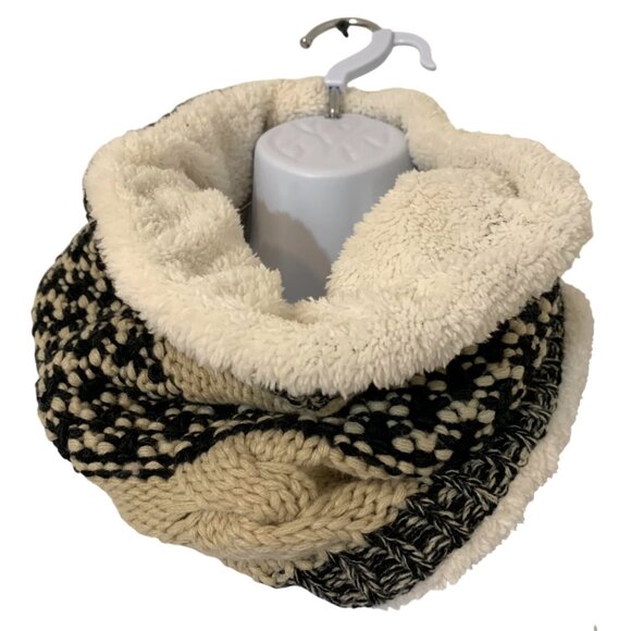 Nordstrom BP. Black & Ivory Knit Infinity Scarf With Faux Sherpa Lining - Picture 2 of 5